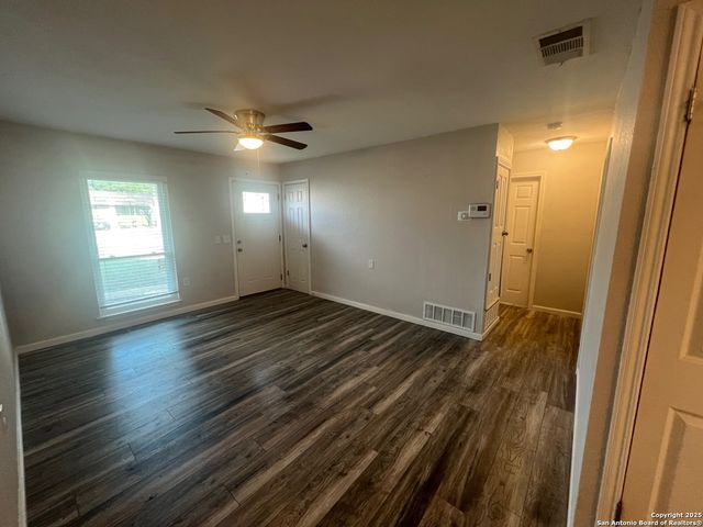 4606 Avenida Prima, San Antonio, TX 78233