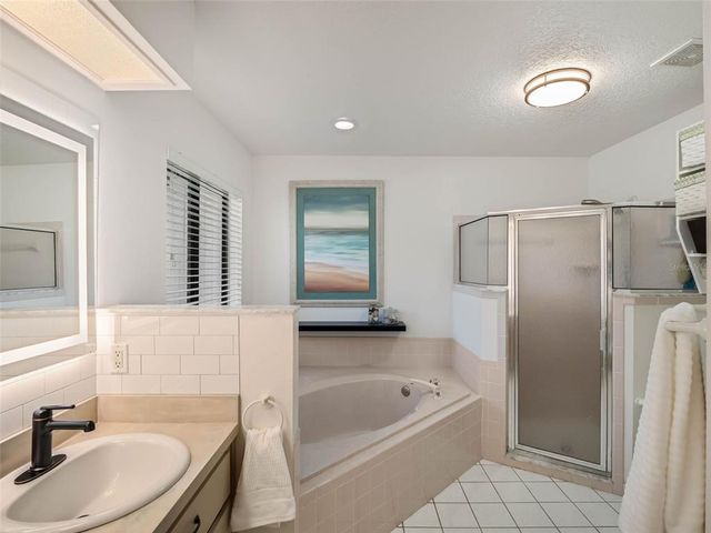 5906 PRINCE PHILIP COURT, Leesburg, FL 34748