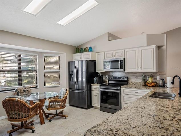 5906 PRINCE PHILIP COURT, Leesburg, FL 34748