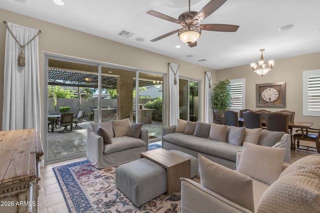 4111 E YELLOWSTONE Place, Chandler, AZ 85249