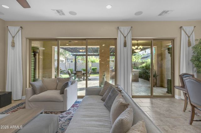 4111 E YELLOWSTONE Place, Chandler, AZ 85249