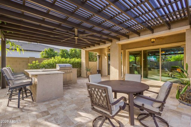 4111 E YELLOWSTONE Place, Chandler, AZ 85249