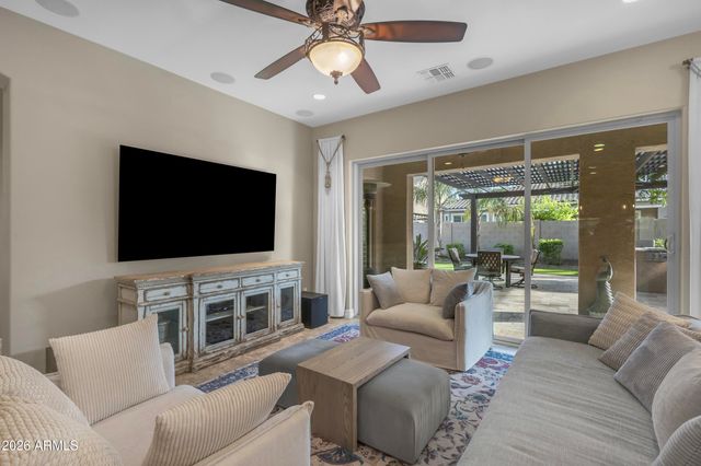 4111 E YELLOWSTONE Place, Chandler, AZ 85249