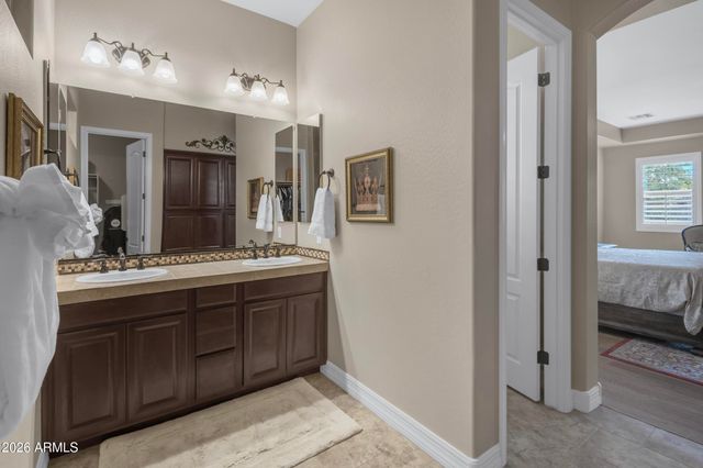 4111 E YELLOWSTONE Place, Chandler, AZ 85249