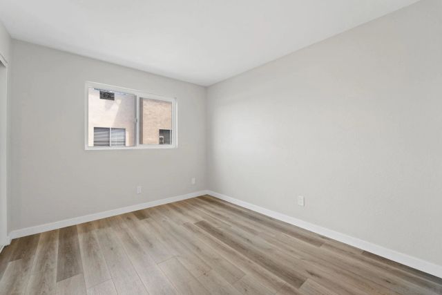 239 50Th St 33, San Diego, CA 92102