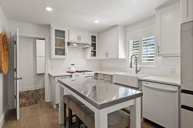 3612 Grandview Drive, Grapevine, TX 76051