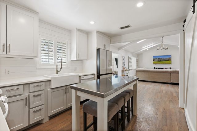 3612 Grandview Drive, Grapevine, TX 76051