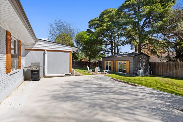 3612 Grandview Drive, Grapevine, TX 76051