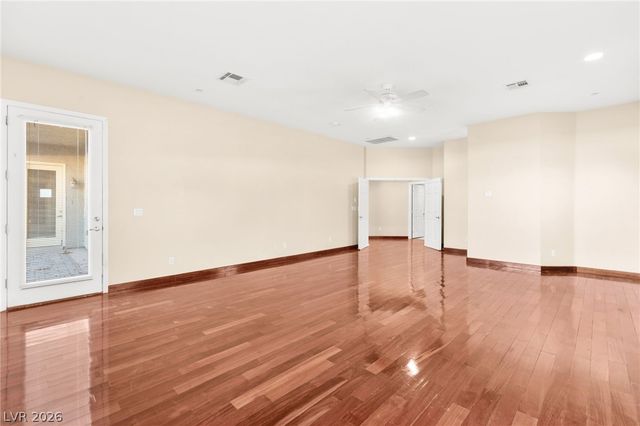 5584 Hawley Court, Las Vegas, NV 89118