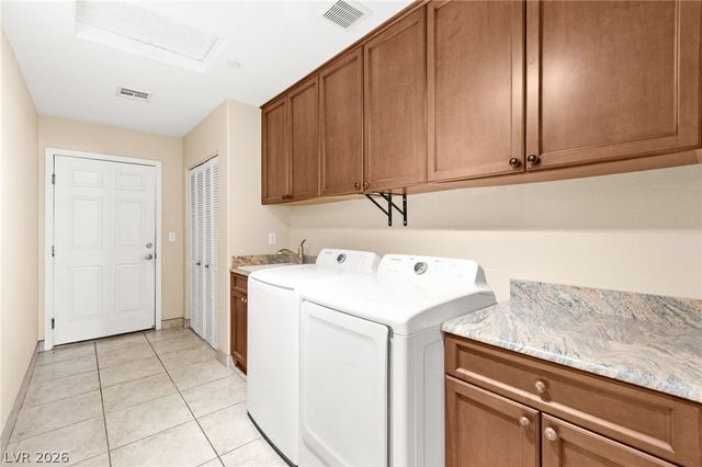5584 Hawley Court, Las Vegas, NV 89118