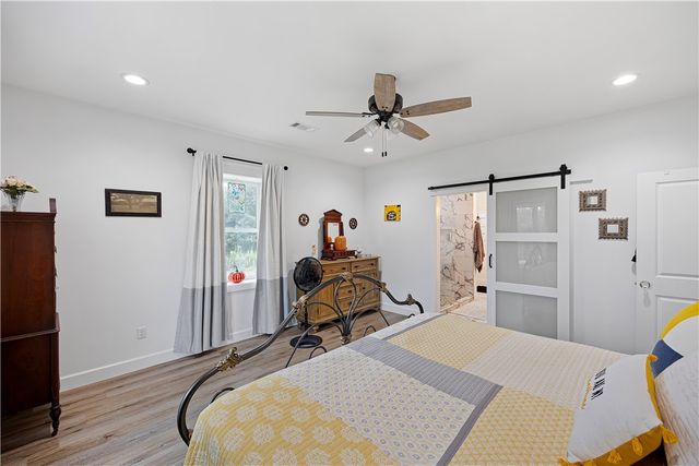 887 CR 3561, Clarksville, AR 72830