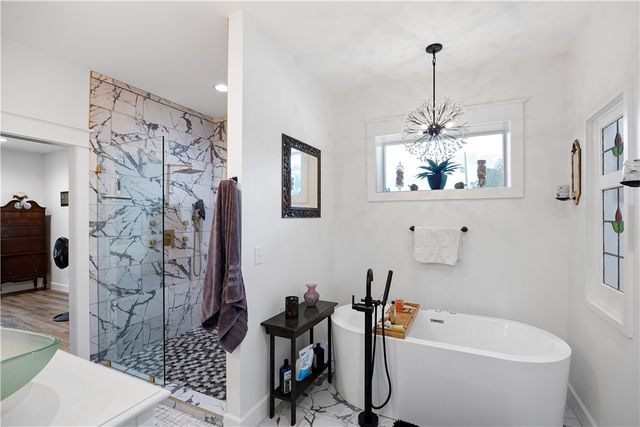 887 CR 3561, Clarksville, AR 72830