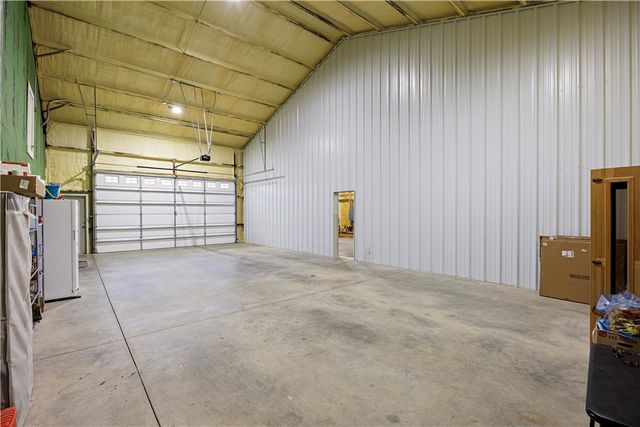 887 CR 3561, Clarksville, AR 72830