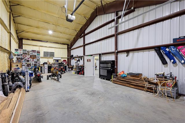 887 CR 3561, Clarksville, AR 72830