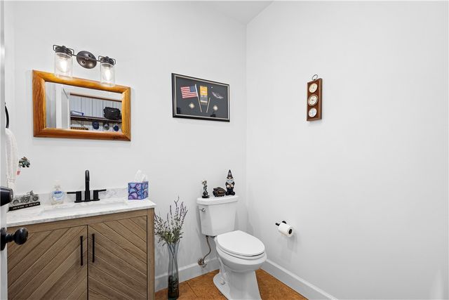 887 CR 3561, Clarksville, AR 72830