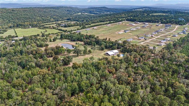 887 CR 3561, Clarksville, AR 72830