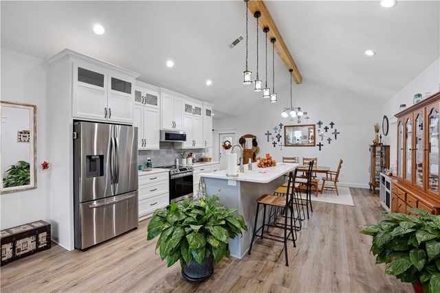 887 CR 3561, Clarksville, AR 72830