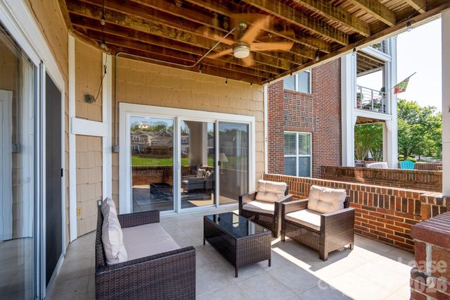 18511 Harborside Drive, Cornelius, NC 28031