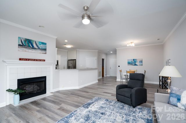 18511 Harborside Drive, Cornelius, NC 28031