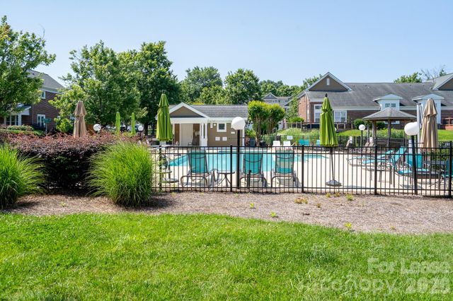 18511 Harborside Drive, Cornelius, NC 28031