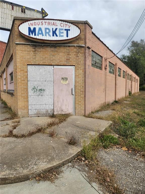 5101 Savannah Road, St Joseph, MO 64505