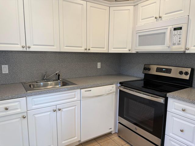 569 Monaco L, Delray Beach, FL 33446