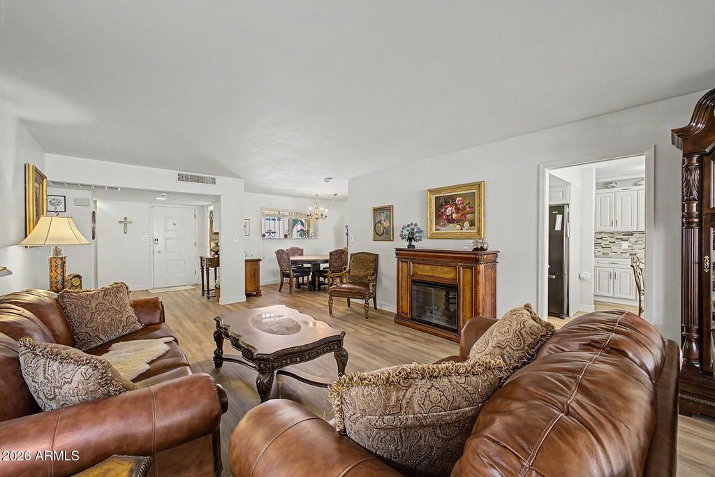 7806 E COOLIDGE Street, Scottsdale, AZ 85251 — photo 5