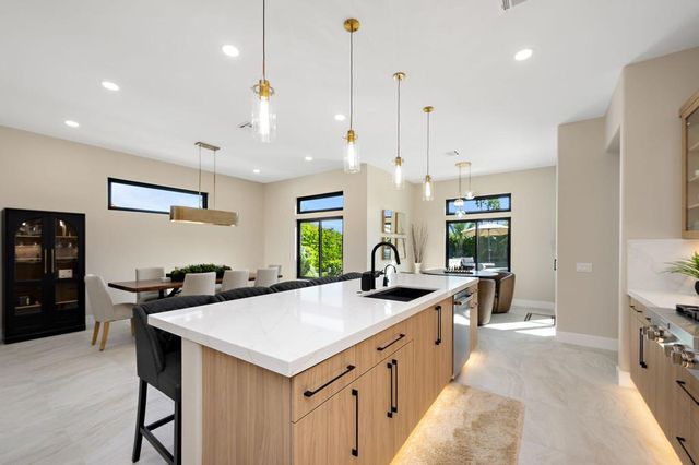 50820 Calle Guaymas, La Quinta, CA 92253