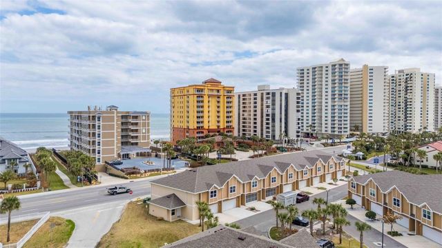 108 OCEANS CIRCLE, Daytona Beach, FL 32118