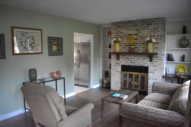 1404 Burnham Avenue, Calumet City, IL 60409