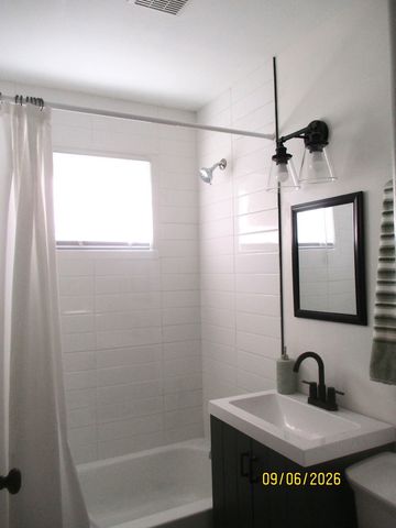 1404 Burnham Avenue, Calumet City, IL 60409