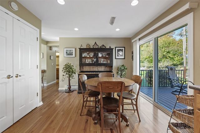 3830 Skylark Lane SE, Cedar Rapids, IA 52403