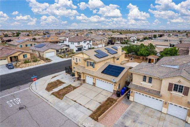 11746 Grotto Hills, Victorville, CA 92392