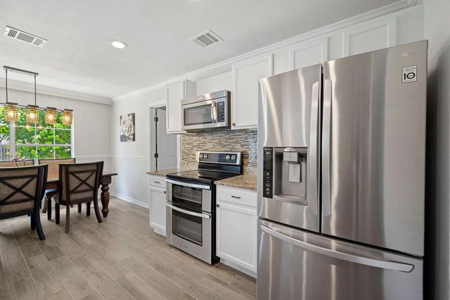 905 Whispering Hollow DR, Kyle, TX 78640