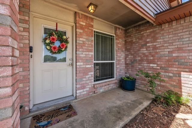 10049 Westpoint Boulevard, Fort Worth, TX 76108