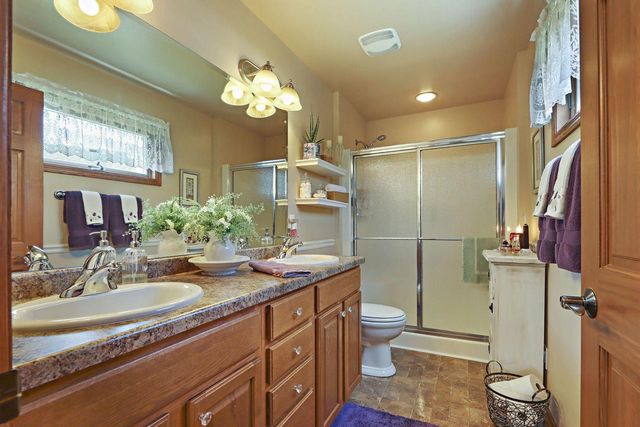 3722 92nd PLACE, Sturtevant, WI 53177
