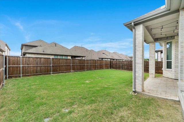 3011 Armstrong Avenue, Melissa, TX 75454