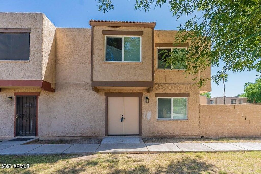 4268 N 68TH Avenue, Phoenix, AZ 85033 — exterior