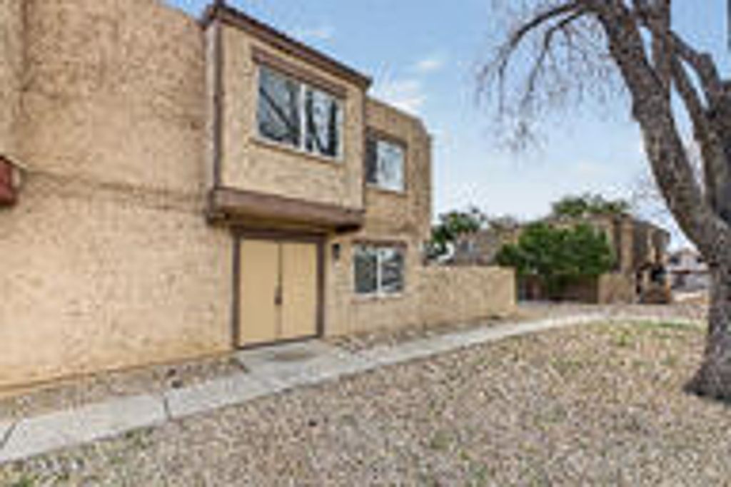 4268 N 68TH Avenue, Phoenix, AZ 85033 — photo 2