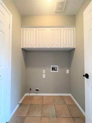 9017 Creede Trail, Fort Worth, TX 76118