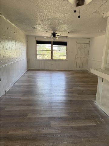 504 W Main Street, Richland, TX 76681
