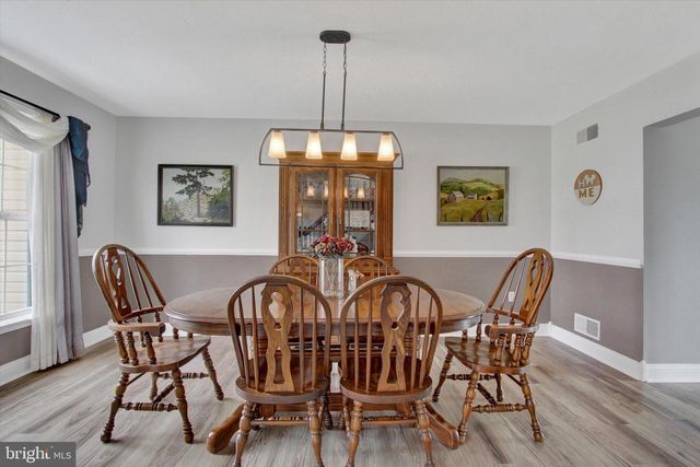 5010 GRANDVIEW RD, Hanover, PA 17331