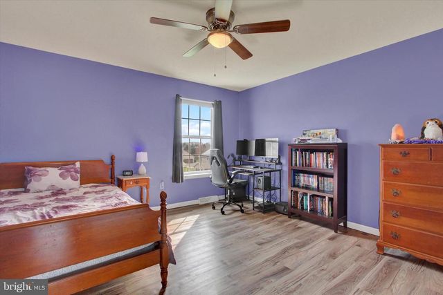 5010 GRANDVIEW RD, Hanover, PA 17331