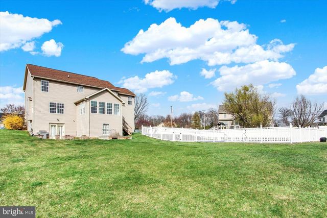5010 GRANDVIEW RD, Hanover, PA 17331