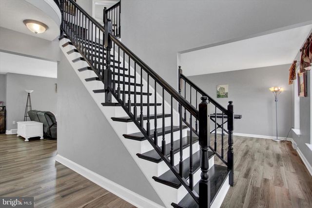 5010 GRANDVIEW RD, Hanover, PA 17331