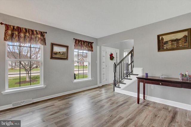 5010 GRANDVIEW RD, Hanover, PA 17331