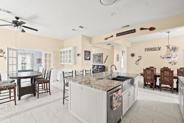 934 Heatherwood Drive, Wylie, TX 75098