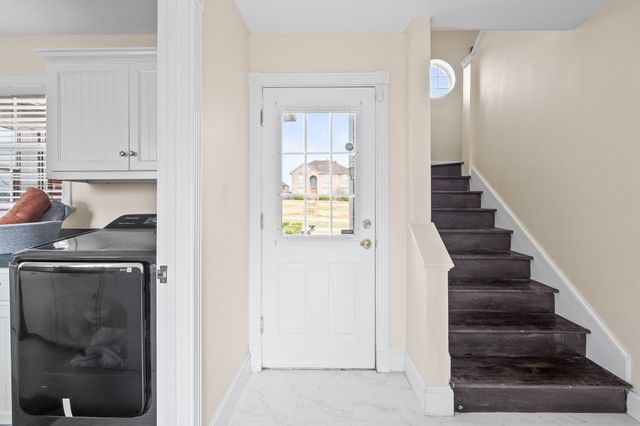 934 Heatherwood Drive, Wylie, TX 75098