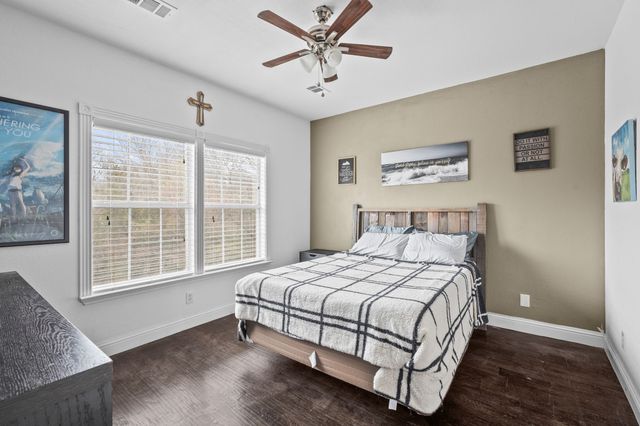 934 Heatherwood Drive, Wylie, TX 75098