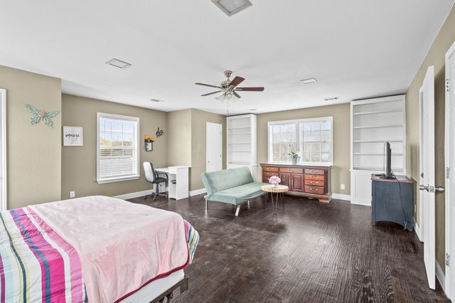 934 Heatherwood Drive, Wylie, TX 75098